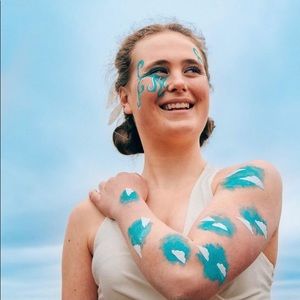 Meet your Posher, Kendra